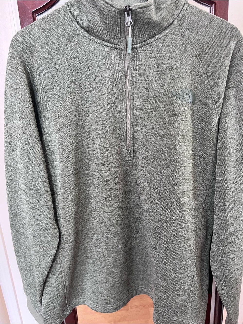The North Face Men's Heathered Sage Half-Zip Pullover